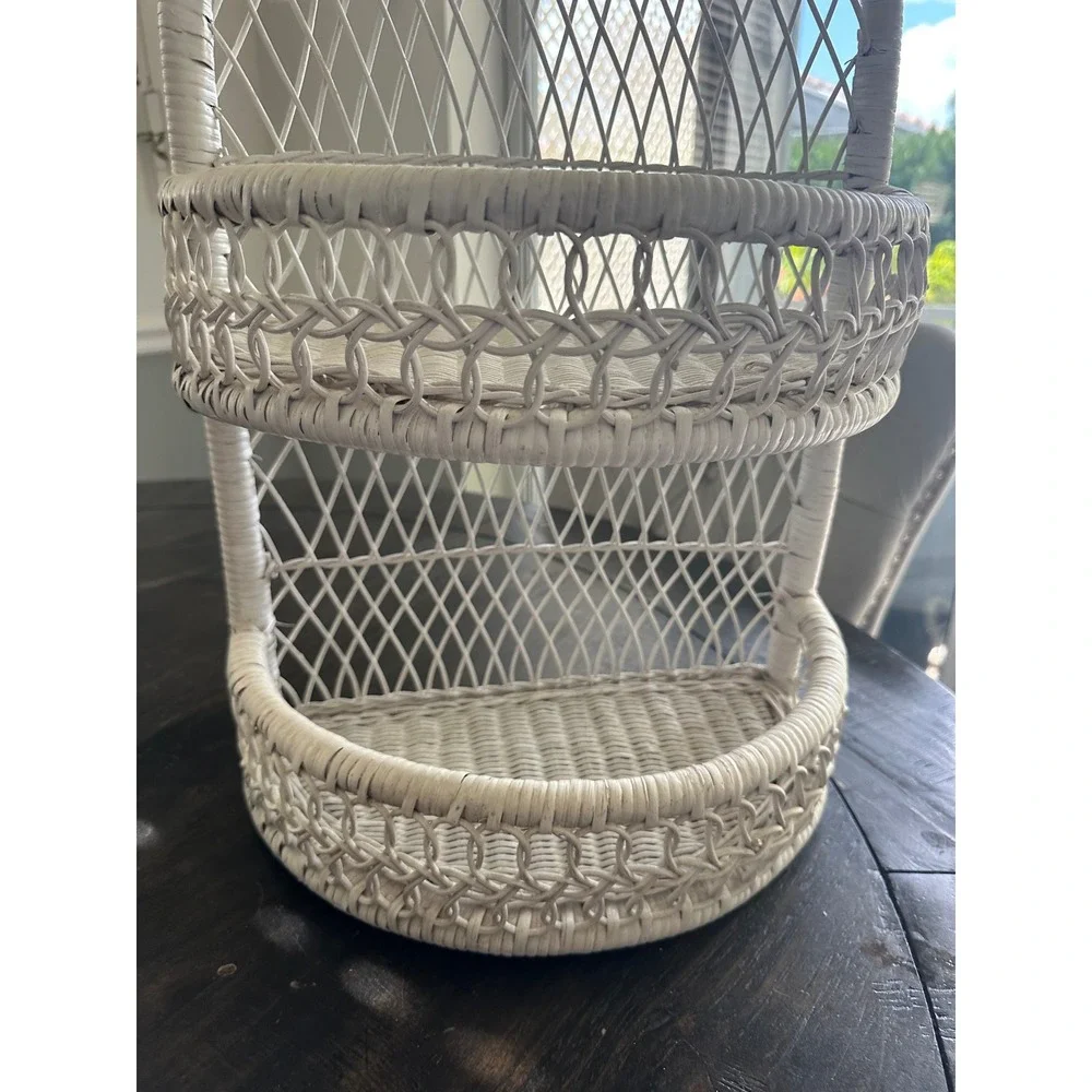 Vintage White Wicker Wall Shelf Arched Rattan 2 Tier Boho Coastal Decor 18in EUC